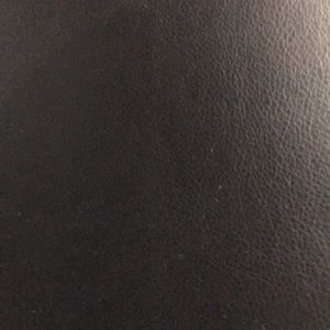 Meet your Posher, Leslie